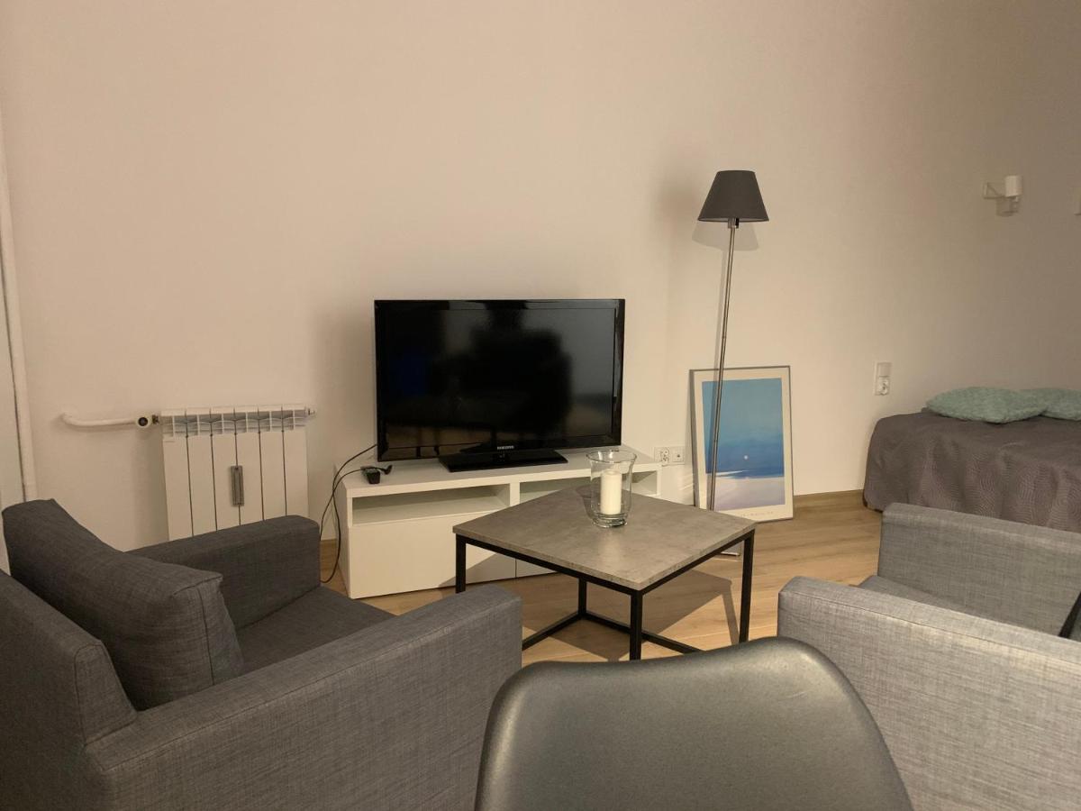 Auschwitz New Flat For Rent Air Conditioning In The Apartament Oswiecim Nowe Mieszkanie - Centrum Klimatyzacja W Mieszkaniu Apartment ภายนอก รูปภาพ
